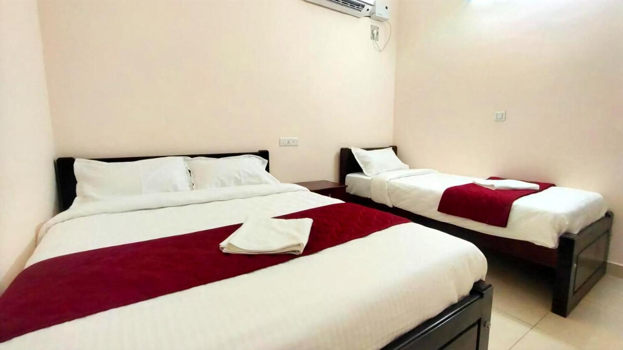 Township Residency Inn Puducherry Eksteriør billede